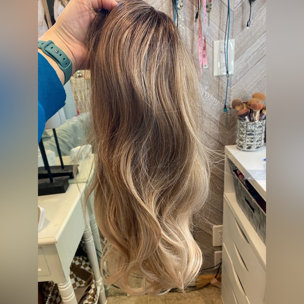 Chelsey Smith Crowns Taylor Scandi Apricot Wig - Picture 8 of 10